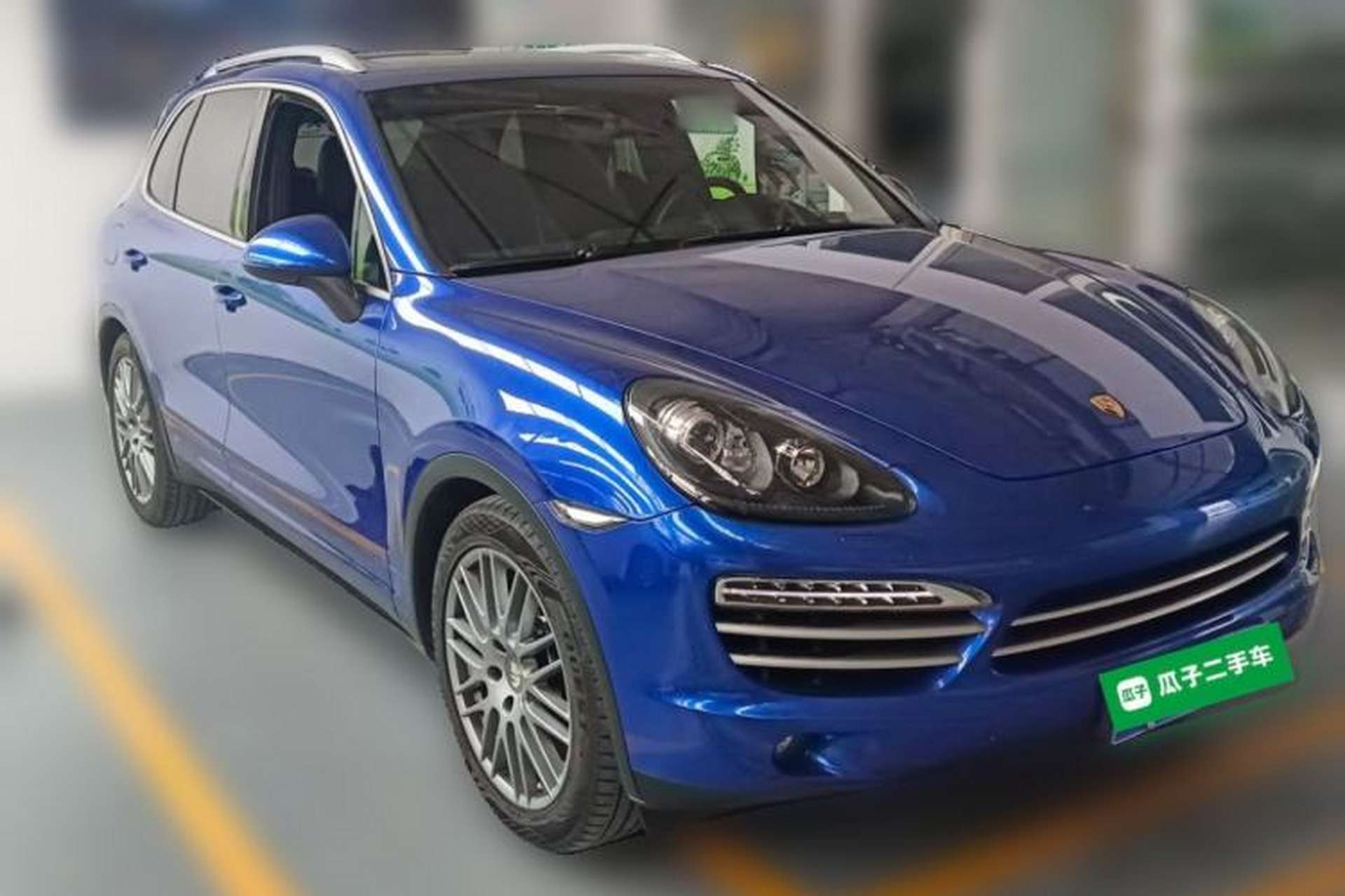 Used Porsche Cayenne 2014 Cayenne Platinum Edition 3.0T Front Right 45 Deg