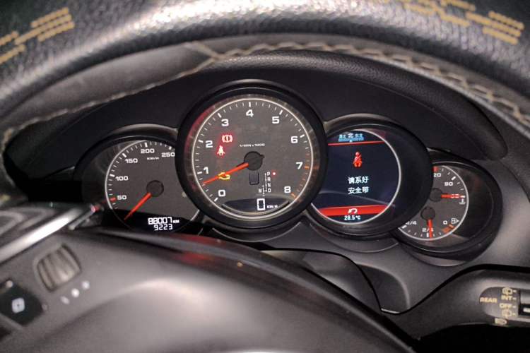 Used Porsche Cayenne 2014 Cayenne Platinum Edition 3.0T Instrument Cluster