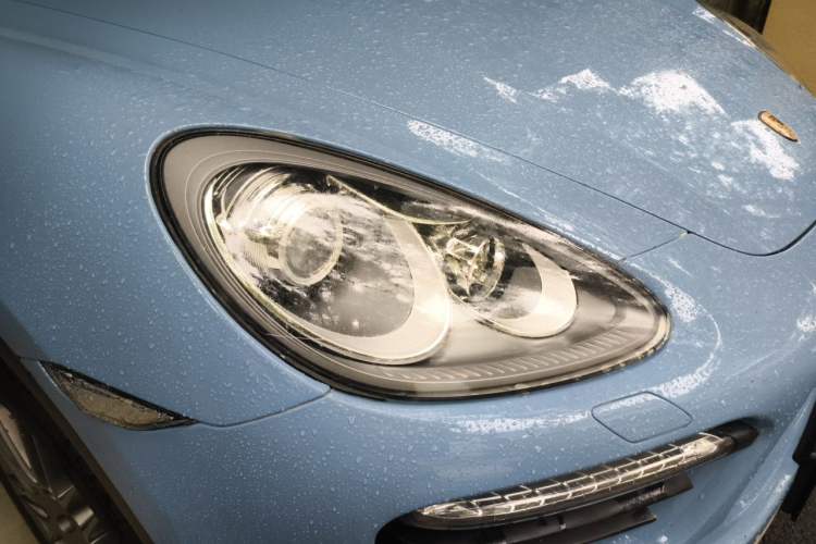Used Porsche Cayenne 2014 Cayenne Platinum Edition 3.0T Right Front Headlight