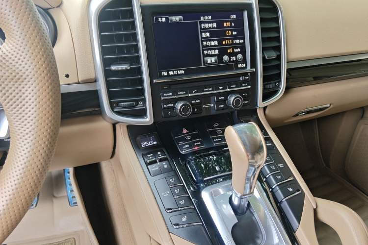 Used Porsche Cayenne 2014 Cayenne Platinum Edition 3.0T Audio And AC Panel