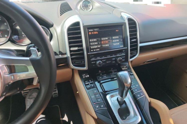 Used Porsche Cayenne 2014 Cayenne Platinum Edition 3.0T Audio And AC Panel