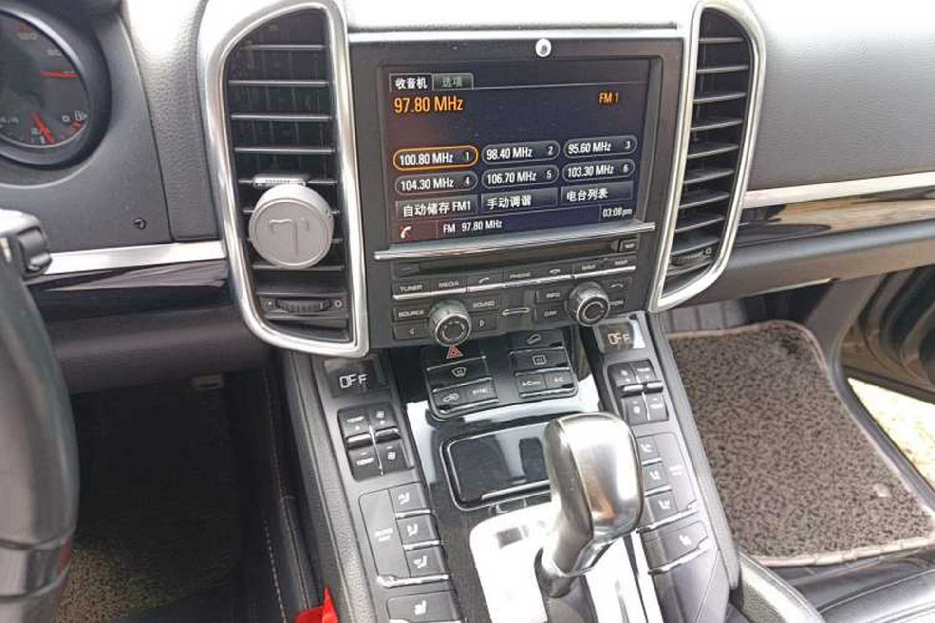 Used Porsche Cayenne 2014 Cayenne Platinum Edition 3.0T Audio And AC Panel