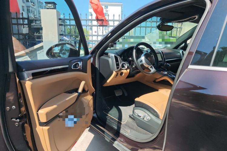Used Porsche Cayenne 2014 Cayenne Platinum Edition 3.0T Driver Seat