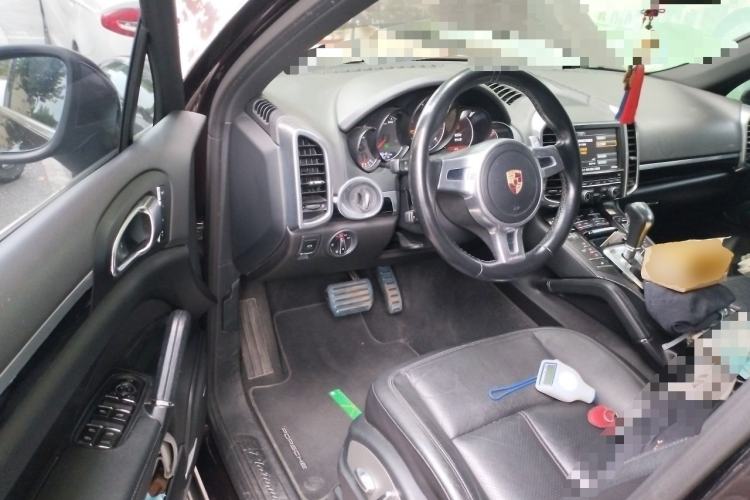 Used Porsche Cayenne 2014 Cayenne Platinum Edition 3.0T Driver Seat