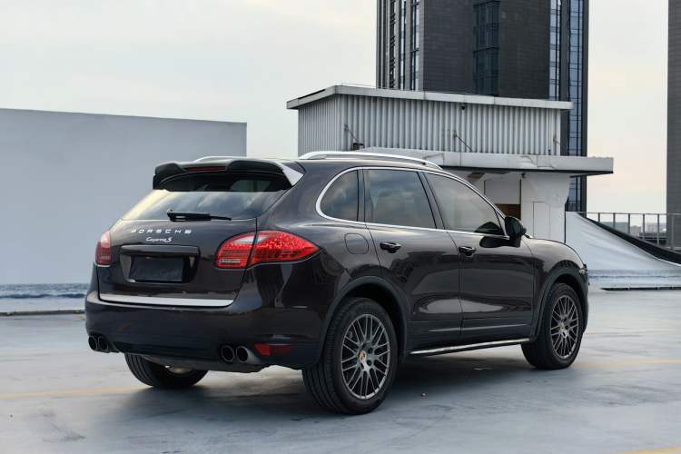 Used Porsche Cayenne 2014 Cayenne Platinum Edition 3.0T Exterior 7