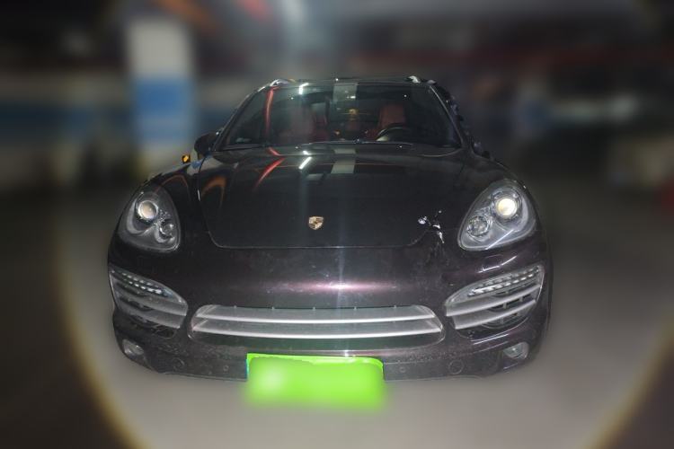Used Porsche Cayenne 2014 Cayenne Platinum Edition 3.0T Front