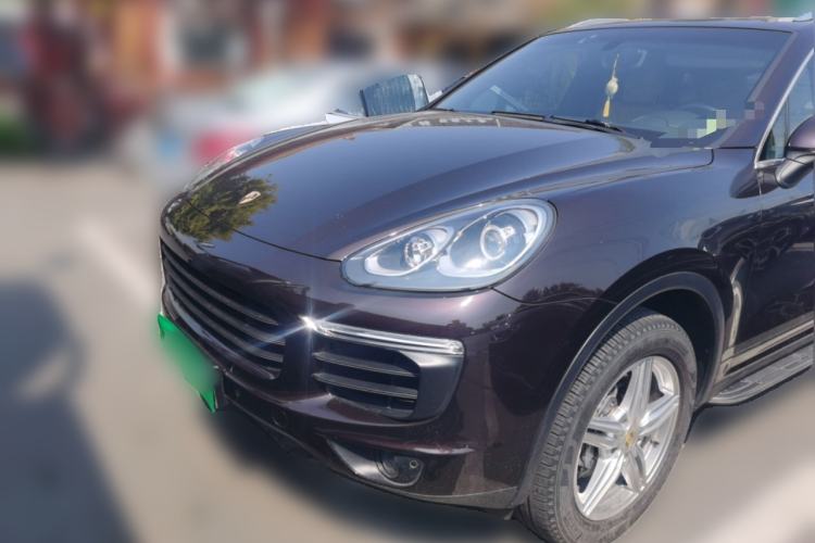 Used Porsche Cayenne 2014 Cayenne Platinum Edition 3.0T Front