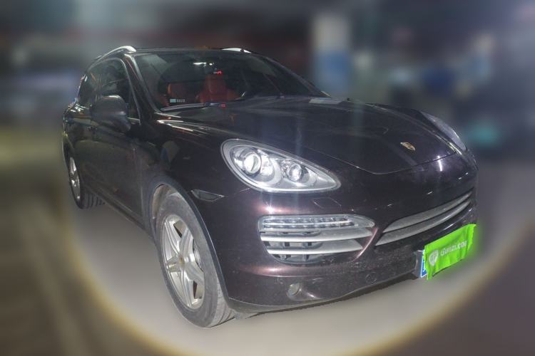 Used Porsche Cayenne 2014 Cayenne Platinum Edition 3.0T Front Right 45 Deg
