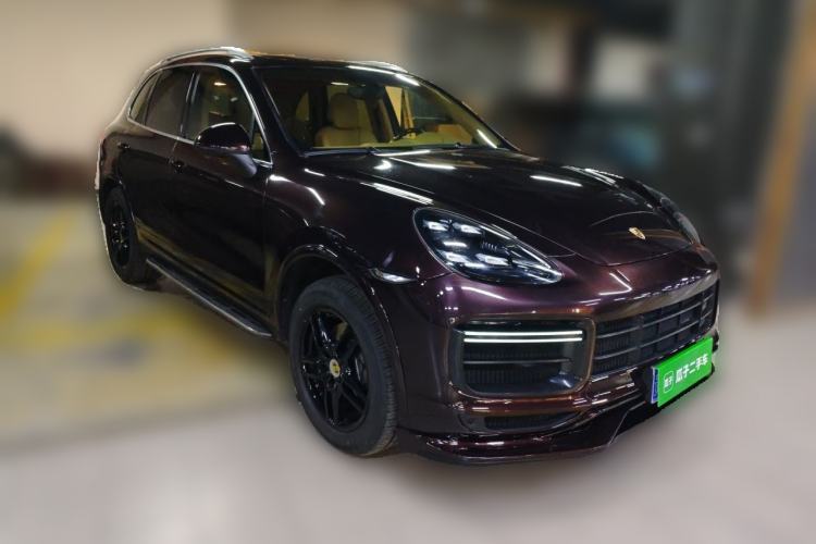 Used Porsche Cayenne 2014 Cayenne Platinum Edition 3.0T Front Right 45 Deg