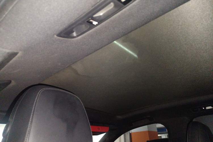 Used Porsche Cayenne 2014 Cayenne Platinum Edition 3.0T Headliner