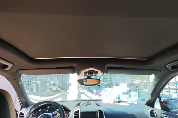 Used Porsche Cayenne 2014 Cayenne Platinum Edition 3.0T Headliner