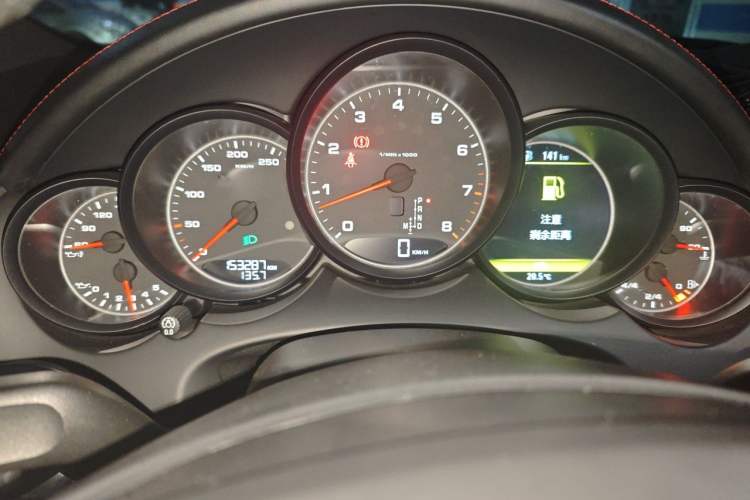 Used Porsche Cayenne 2014 Cayenne Platinum Edition 3.0T Instrument Cluster