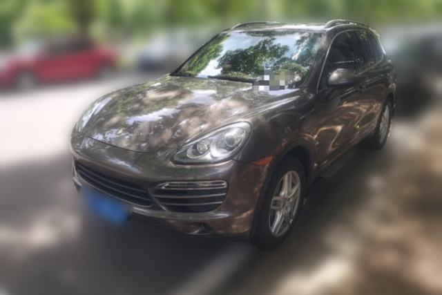 Used Porsche Cayenne Porsche Cayenne panoramic sunroof, 3.6-liter automatic transmission