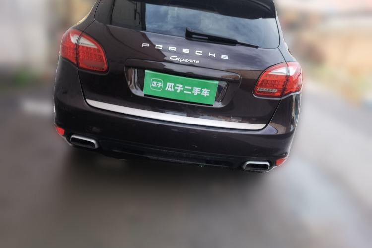 Used Porsche Cayenne 2014 Cayenne Platinum Edition 3.0T Rear
