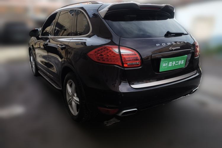 Used Porsche Cayenne 2014 Cayenne Platinum Edition 3.0T Rear Left 45 Deg