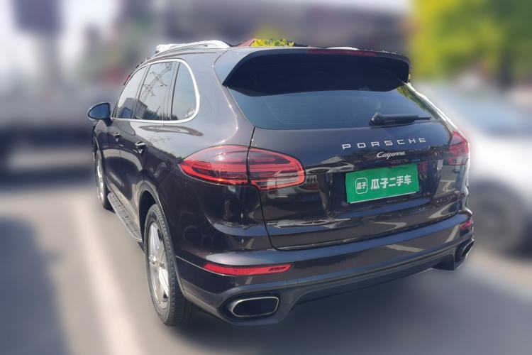 Used Porsche Cayenne 2014 Cayenne Platinum Edition 3.0T Rear Left 45 Deg