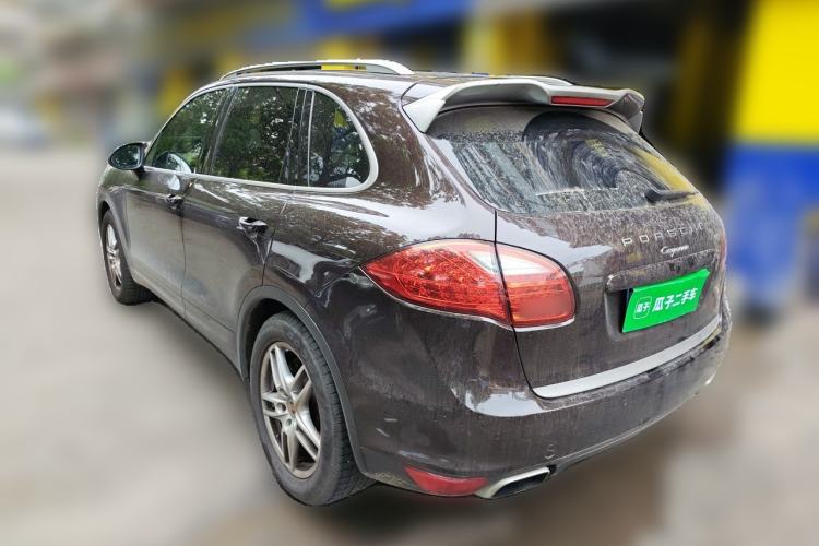 Used Porsche Cayenne 2014 Cayenne Platinum Edition 3.0T Rear Left 45 Deg