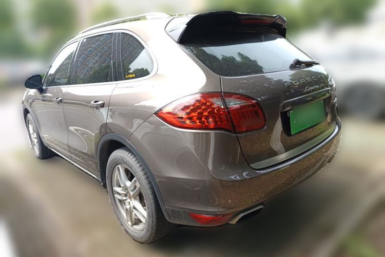 Used Porsche Cayenne 2014 Cayenne Platinum Edition 3.0T Rear Left 45 Deg