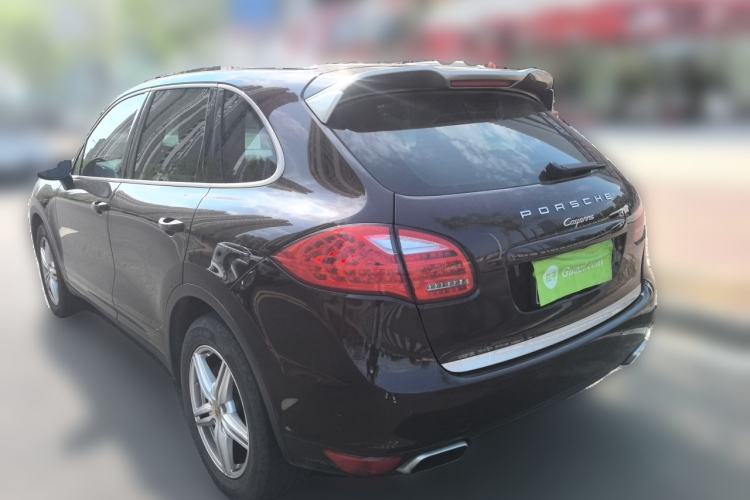 Used Porsche Cayenne 2014 Cayenne Platinum Edition 3.0T Rear Left 45 Deg