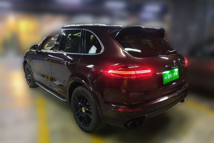 Used Porsche Cayenne 2014 Cayenne Platinum Edition 3.0T Rear Left 45 Deg