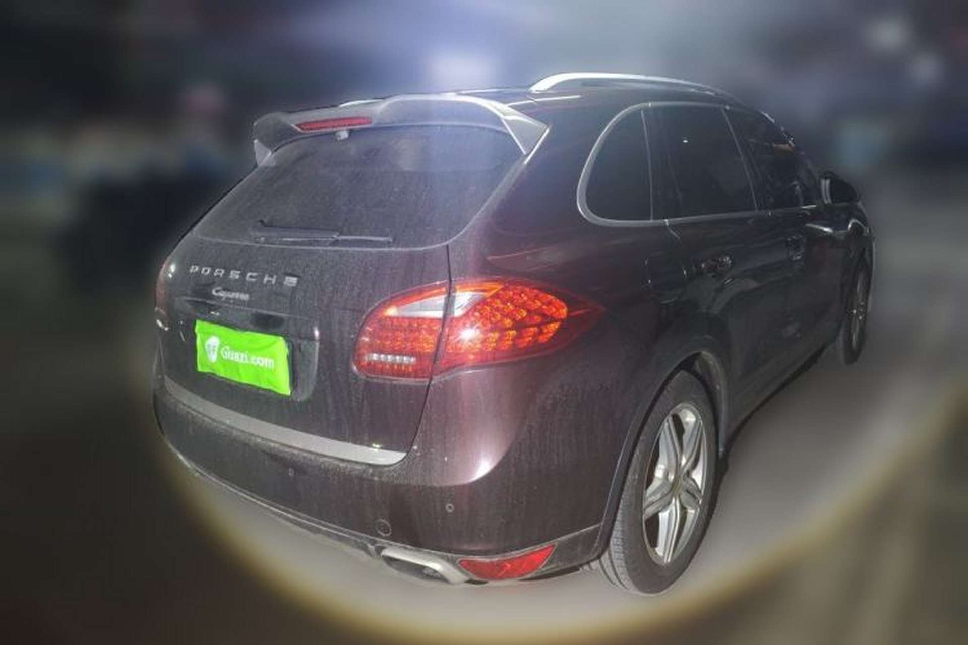 Used Porsche Cayenne 2014 Cayenne Platinum Edition 3.0T Rear Right 45 Deg