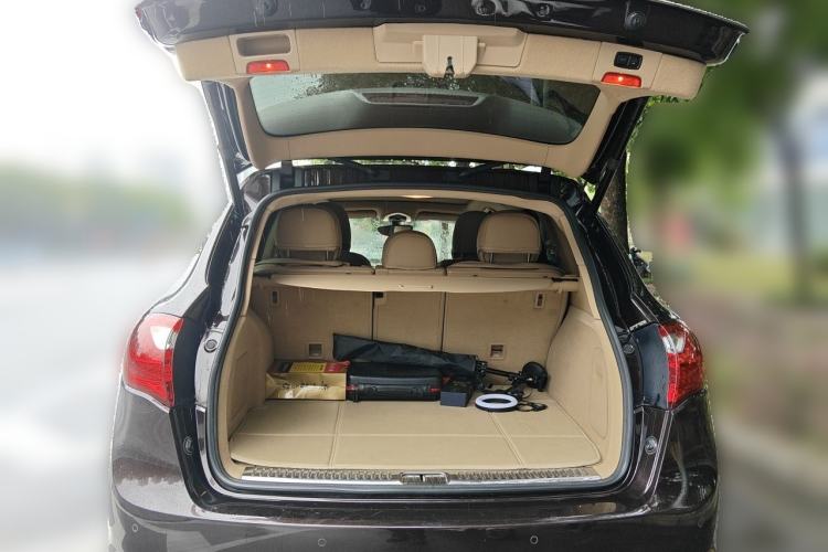 Used Porsche Cayenne 2014 Cayenne Platinum Edition 3.0T Trunk