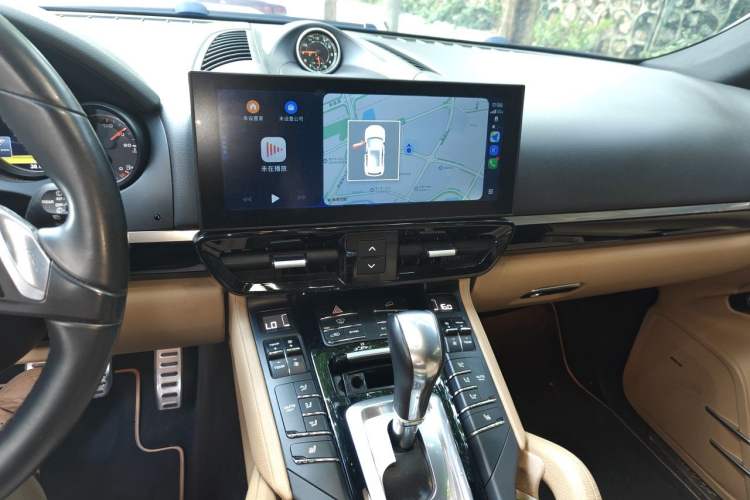 Used Porsche Cayenne 2014 Cayenne Platinum Edition 3.0T Audio And AC Panel