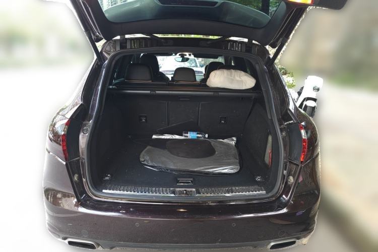 Used Porsche Cayenne 2014 Cayenne Platinum Edition 3.0T Trunk