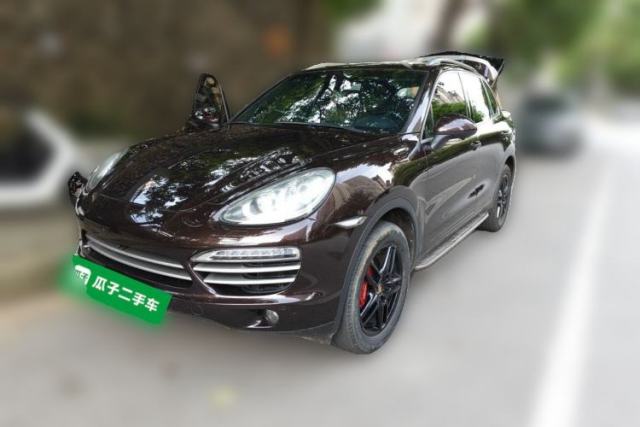 Porsche Cayenne 2014 Cayenne Platinum Edition 3.0T de segunda mano