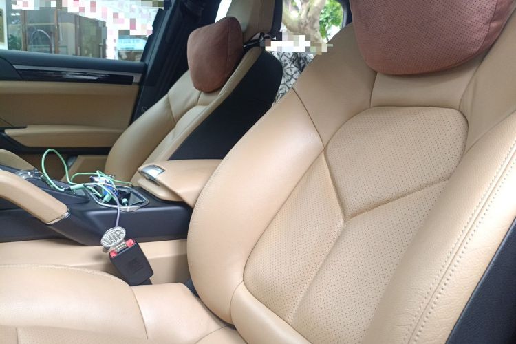 Used Porsche Cayenne  Left Front Seat