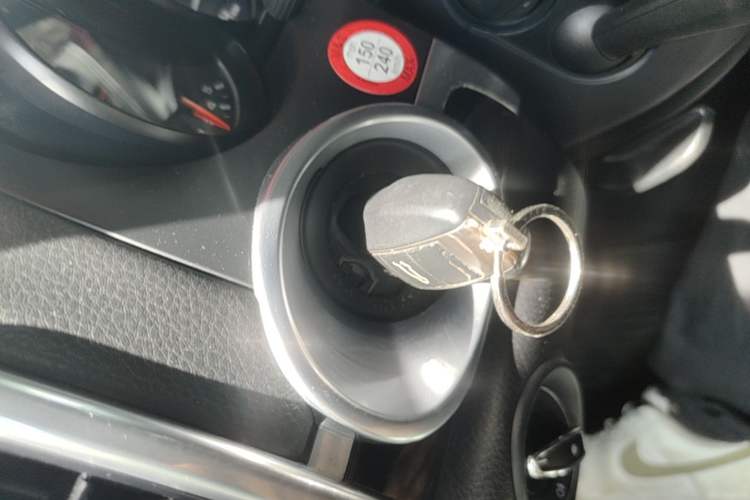 Used Porsche Cayenne  Vehicle Key