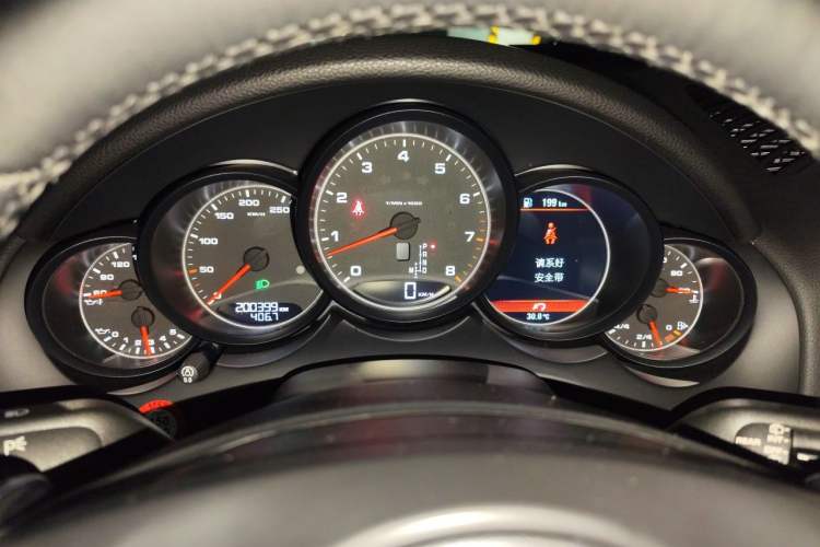 Used Porsche Cayenne 2014 Cayenne Platinum Edition 3.0T Instrument Cluster