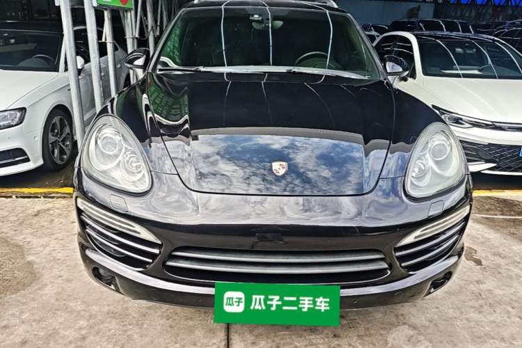 Used Porsche Cayenne 2014 Cayenne Platinum Edition 3.0T Front