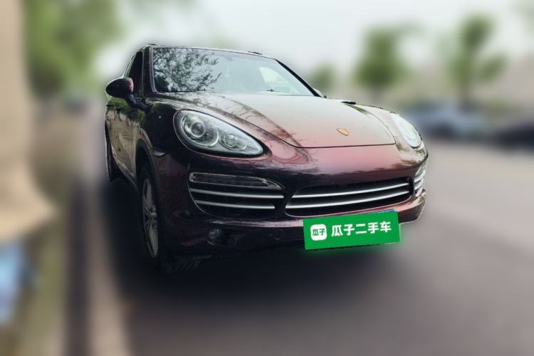 Used Porsche Cayenne 2014 Cayenne Platinum Edition 3.0T Front Right 45 Deg