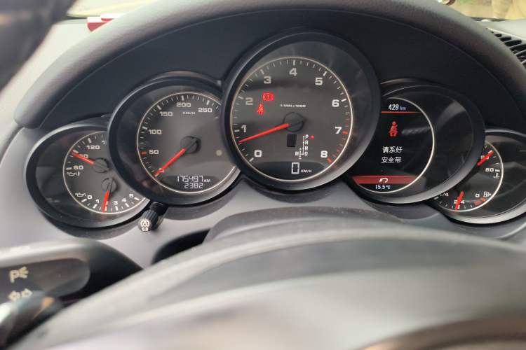 Used Porsche Cayenne 2014 Cayenne Platinum Edition 3.0T Instrument Cluster