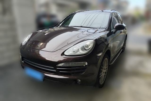 Porsche Cayenne 2014 Cayenne Platinum Edition 3.0T de segunda mano