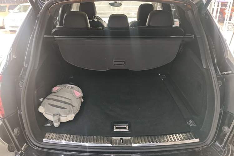 Used Porsche Cayenne 2014 Cayenne Platinum Edition 3.0T Trunk