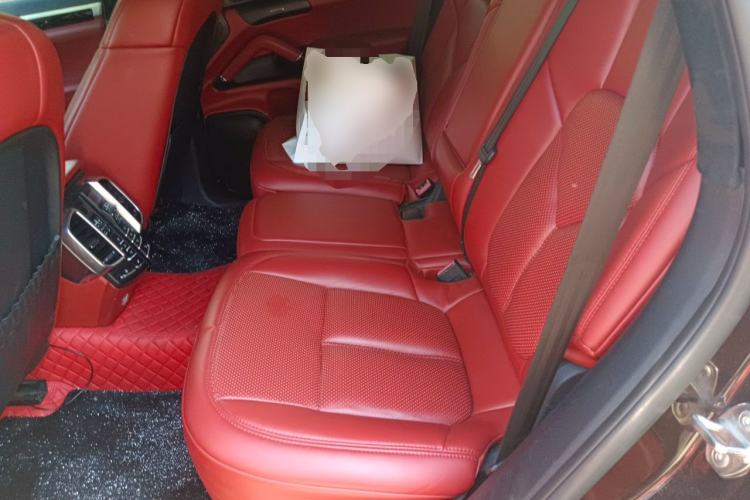 Used Porsche Cayenne 2014 Cayenne Platinum Edition 3.0T Left Rear Seat