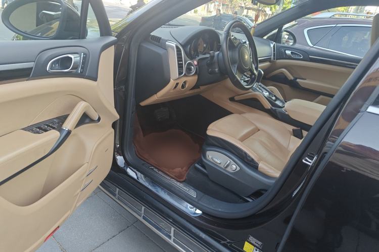 Used Porsche Cayenne 2014 3.6T Automatic Transmission U.S. Specification Driver Seat