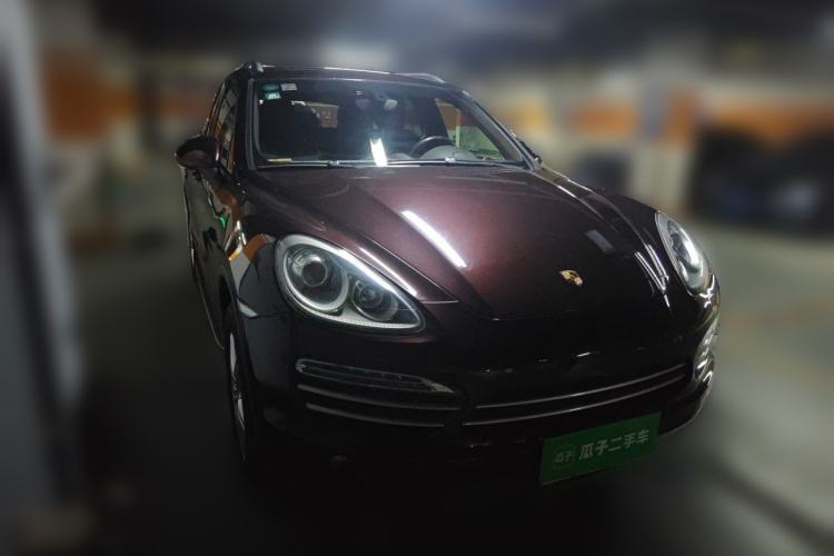 Used Porsche Cayenne 2014 Cayenne Platinum Edition 3.0T Front Right 45 Deg