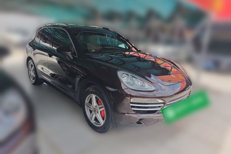 Used Porsche Cayenne 2014 Cayenne Platinum Edition 3.0T Front Right 45 Deg