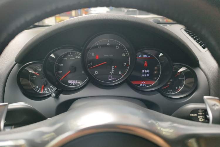 Used Porsche Cayenne 2014 Cayenne Platinum Edition 3.0T Instrument Cluster
