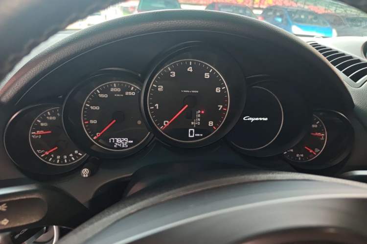 Used Porsche Cayenne 2014 Cayenne Platinum Edition 3.0T Instrument Cluster