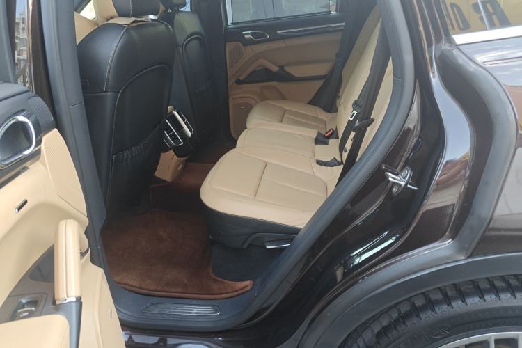 Used Porsche Cayenne 2014 3.6T Automatic Transmission U.S. Specification Left Rear Seat