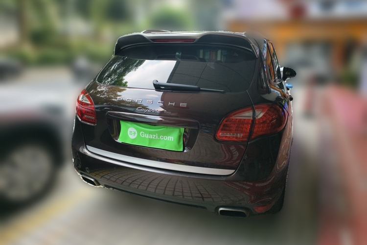 Used Porsche Cayenne 2014 Cayenne Platinum Edition 3.0T Rear