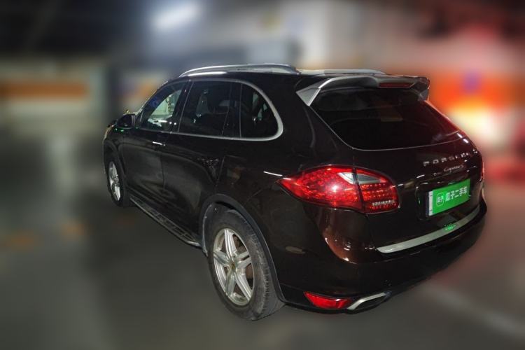 Used Porsche Cayenne 2014 Cayenne Platinum Edition 3.0T Rear Left 45 Deg