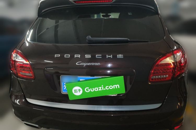Used Porsche Cayenne 2014 Cayenne Platinum Edition 3.0T Rear
