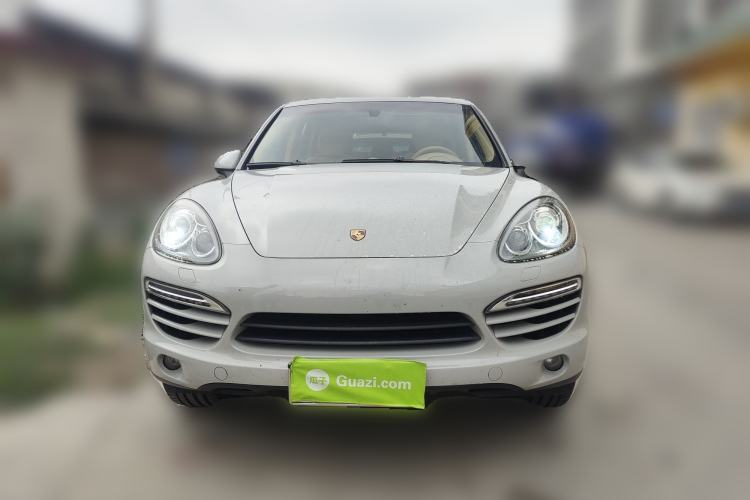 Used Porsche Cayenne 2014 Cayenne Platinum Edition 3.0T Front