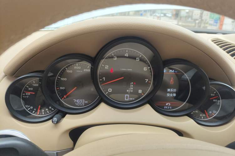 Used Porsche Cayenne 2014 Cayenne Platinum Edition 3.0T Instrument Cluster