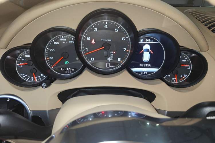 Used Porsche Cayenne 2014 Cayenne Platinum Edition 3.0T Instrument Cluster